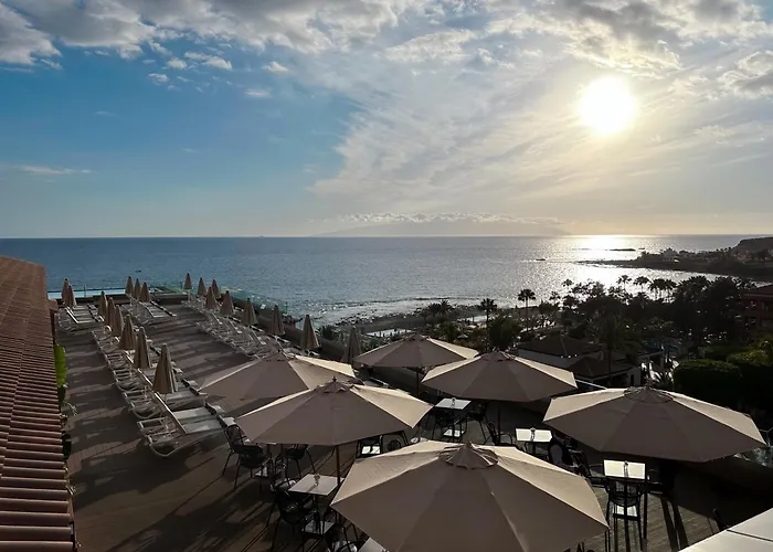 H10 Palace Szálloda 4*