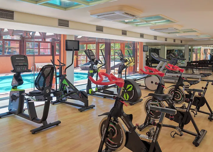 H10 Palace Szálloda 4*