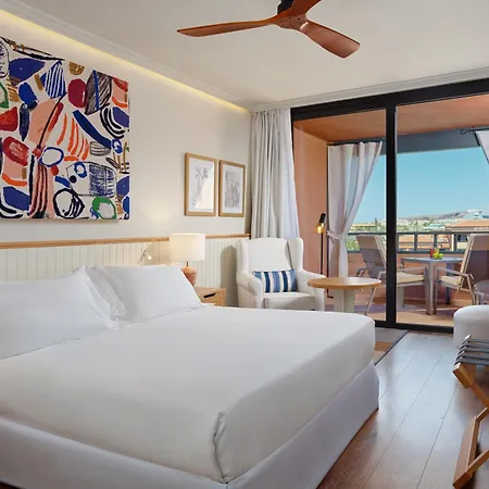 H10 Palace Otel 4*