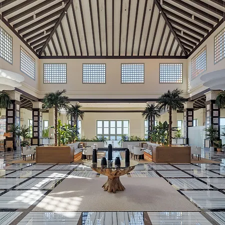 Hotel H10 Palace 4*