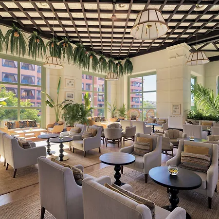 H10 Palace Hotel 4*