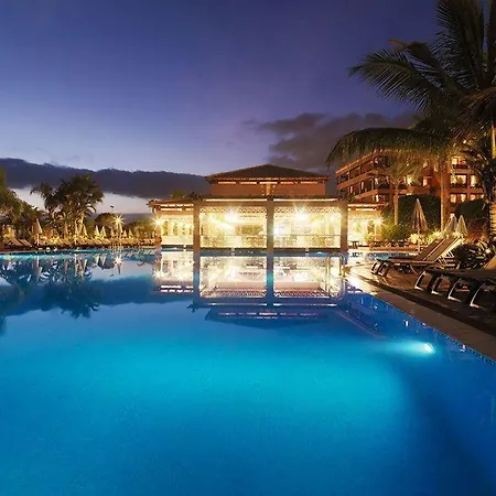 H10 Palace Hotel 4*