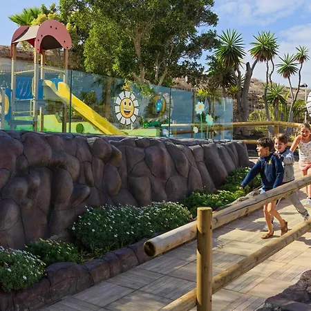 Ξενοδοχείο H10 Palace 4*